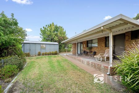 6 Lazarus St, West Bendigo - Photo 4
