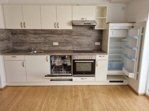 Annenstr. 60, Wohnung 9 ~~~ Loggia, Einbauküche, Badezimmer mit Wanne und Dusche, Gäste-WC, Spitzboden, Stellplatz - Photo 4