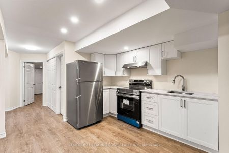 For Lease - 901 William Lee Avenue Unit# LOWER, Oshawa, Ontario - Photo 2