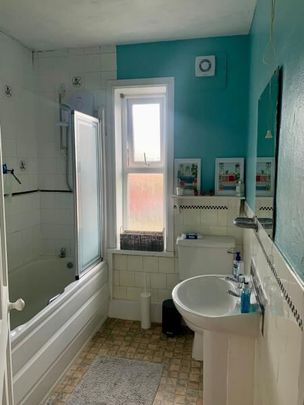 St. Michaels Lane, Burley - Photo 1