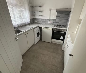 1 Bed Flat, Endymion Road, SW2 - Photo 5