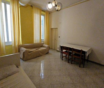 Quadrilocale piazzetta San Carlo 1, Prè, Genova - Photo 2
