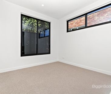 5 Yirram Lane, Richmond VIC 3121 - House For Rent | Domain - Photo 3
