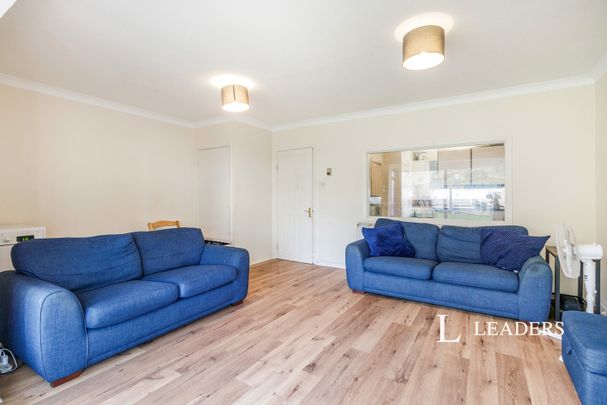 4 bedroom house to rent Leslie Gardens, Sutton, SM2 - Photo 1