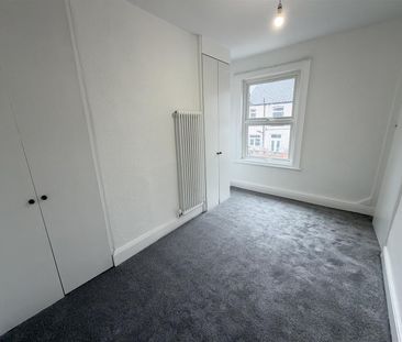 Asquith Avenue, Birkenhead - Photo 3