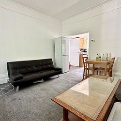 Laureston Place, Dover, CT16 1QX, Kent - Photo 1