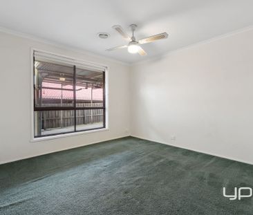 Low Maintenance 3 Bedroom Home in Melton South! - Photo 1