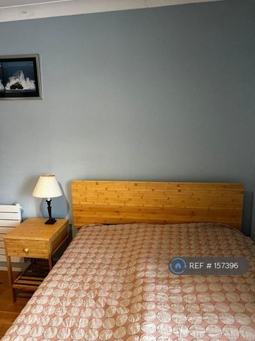 1 bedroom in a house share to rent - Photo 4