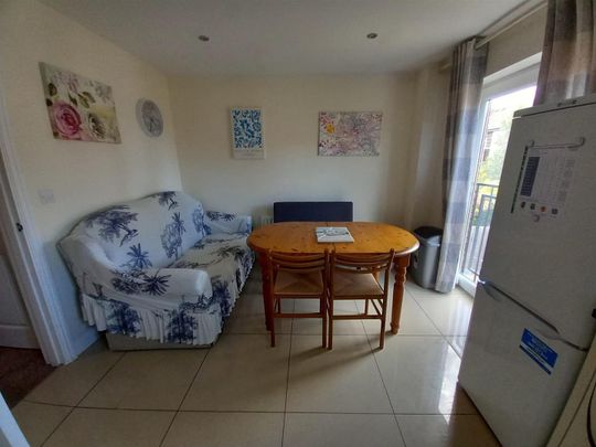 Hatton Road, Bristol - Photo 1