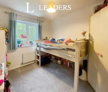 3 bedroom terraced house to rent - Photo 6