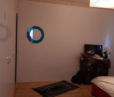 Ekholmsvägen, Skärholmen - Photo 4