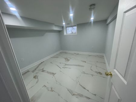 For Lease - 53 Burlingame Road Unit# Bsmt, Toronto, Ontario - Photo 5