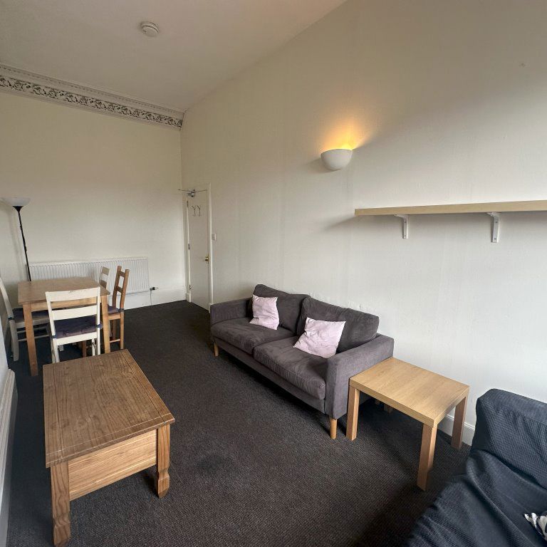 Lauriston Place – Room, Edinburgh - Photo 1