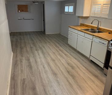 For Lease - 136 Cabana Drive Unit# Lower, Toronto, Ontario - Photo 2