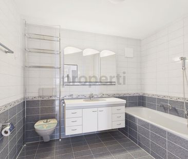 Neu renovierte 4.5-Zimmer-Elegantwohnung mit eigenem Parkplatz, Bub... - Photo 6