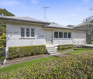 Could this be your new family home? - Photo 6