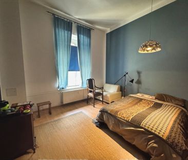 Historisches Wohnjuwel: Exquisite 2-Zimmer-Wohnung in der Hegelstraße - Photo 5