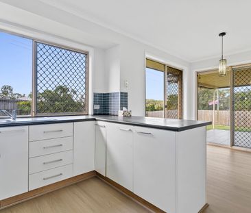 Family Home in Convenient Location - Photo 3