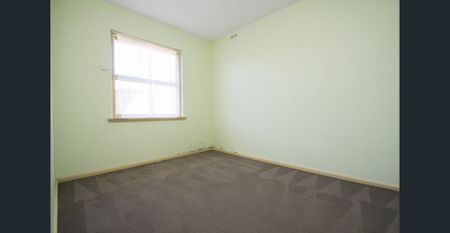 LOW MAINTENANCE 2x1 APARTMENT... DONT MISS OUT! - Photo 4
