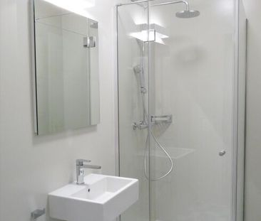 Exclusive living - two net rents + 6 months free parking space - Photo 1