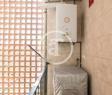 Piso de alquiler en Carrer de Llorens I Barba, El Baix Guinardó - Photo 6