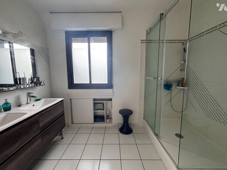 NOUVEAUTE ! Etude Trente-Cinq Notaires - NOYAL-CHATILLON-SUR-SEICHE Bien rare à la location ... - Photo 5