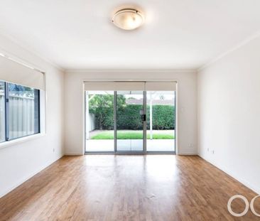 Open The Door To Family Comfort And Space - Photo 2