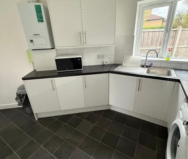 2 bedroom house share to rent - Photo 2