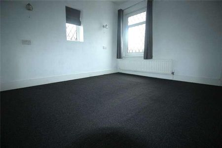 Alfred Road, Gravesend, Kent, DA11 - Photo 4