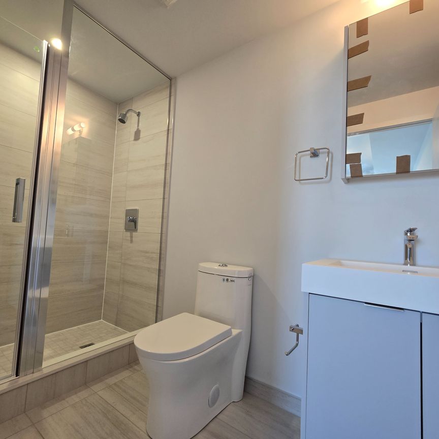 For Lease - 2920 Highway 7 Road Unit# 4706, Vaughan, Ontario - Photo 1