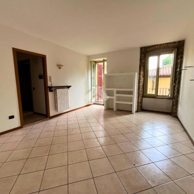 Bilocale in affitto - Photo 2