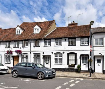 A Grade II period cottage in the heart of Henley close to the River... - Photo 1