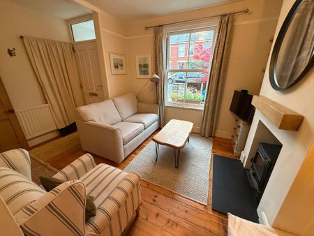 2 bedroom terraced house to rent - Photo 2