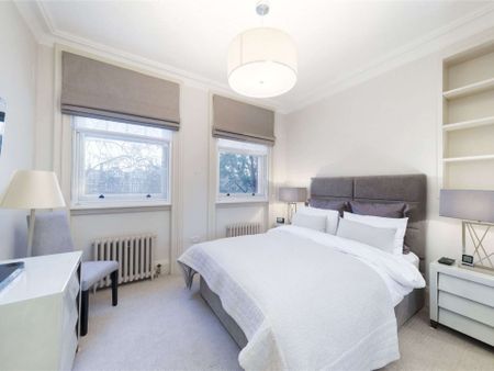 A stunningly presented and large one bedroom apartment, overlooking Mount Street Gardens. - Photo 5