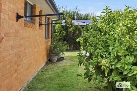 Low Maintenance 2 Bedroom Villa in Quiet Location - Photo 4
