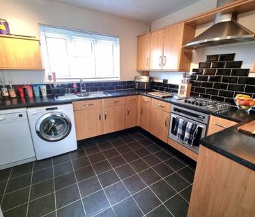 Tukes Avenue - Photo 4