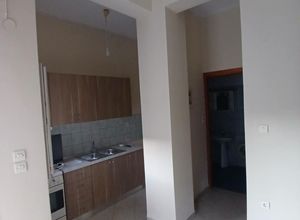 Studio/Γκαρσονιέρα για ενοικίαση - Ελασσόνα, - Φωτογραφία 1