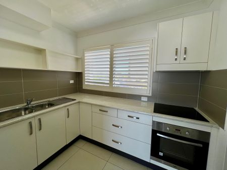 10/274 Harbour Drive, Coffs Harbour - Photo 2