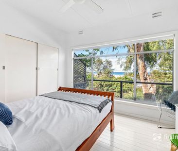 Furnished Coastal Home with Water Views - Gerroa - Photo 5