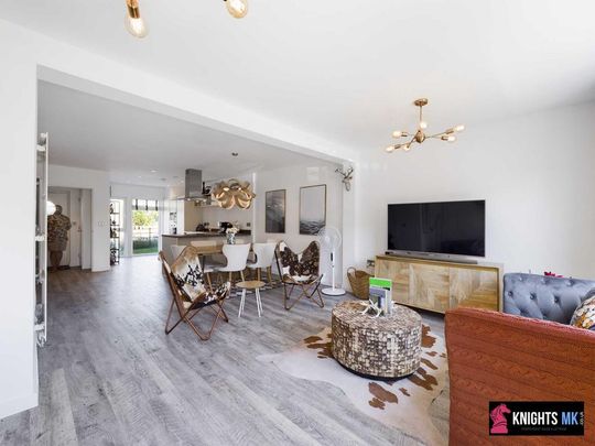 4 bedroom terraced house to rent - Photo 1