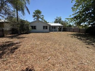 Great Family Home - Photo 1