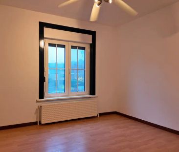 Zonnig en rustig gelegen alleenstaande woning te Eeklo! - Foto 6