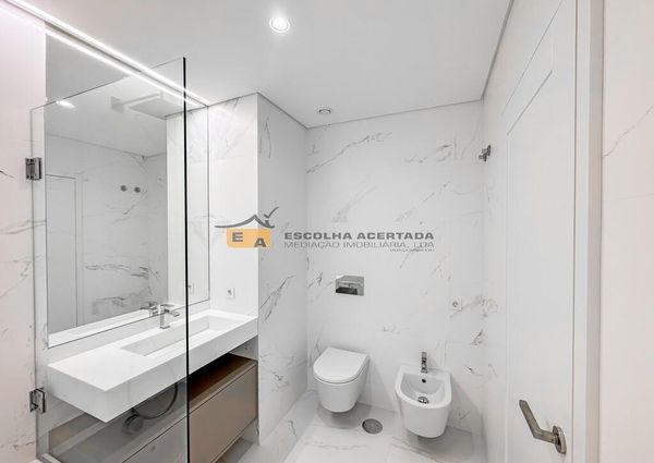 Apartamento T4 em Porto