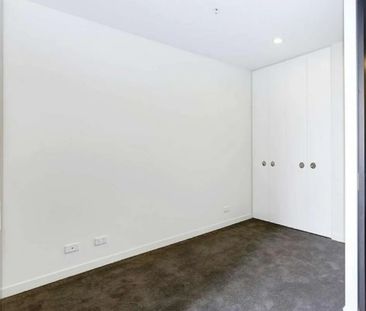 Stylish and Comfortable 1-Bedroom Apartment for Lease! - Photo 1