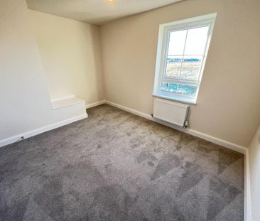 4 bedroom detached house to rent - Photo 5