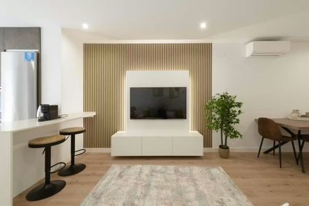 Calle de Centenera, Madrid, Community of Madrid 28017 - Photo 4