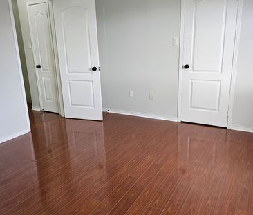 For Lease - 20 Whiteface Crescent, Brampton, Ontario - Photo 6