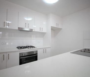 Immaculate Two Bedroom Apartment With All The Extras! - Photo 5