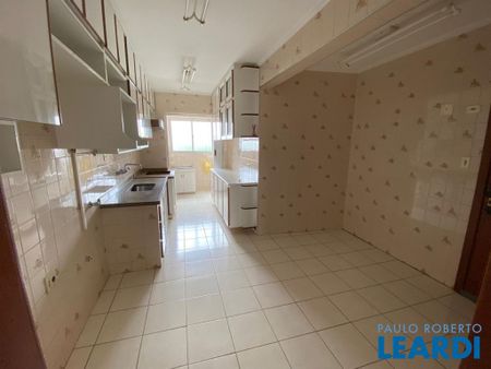 Apartamento - Photo 2