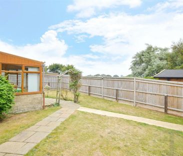 2 bedroom barn conversion to rent - Photo 3
